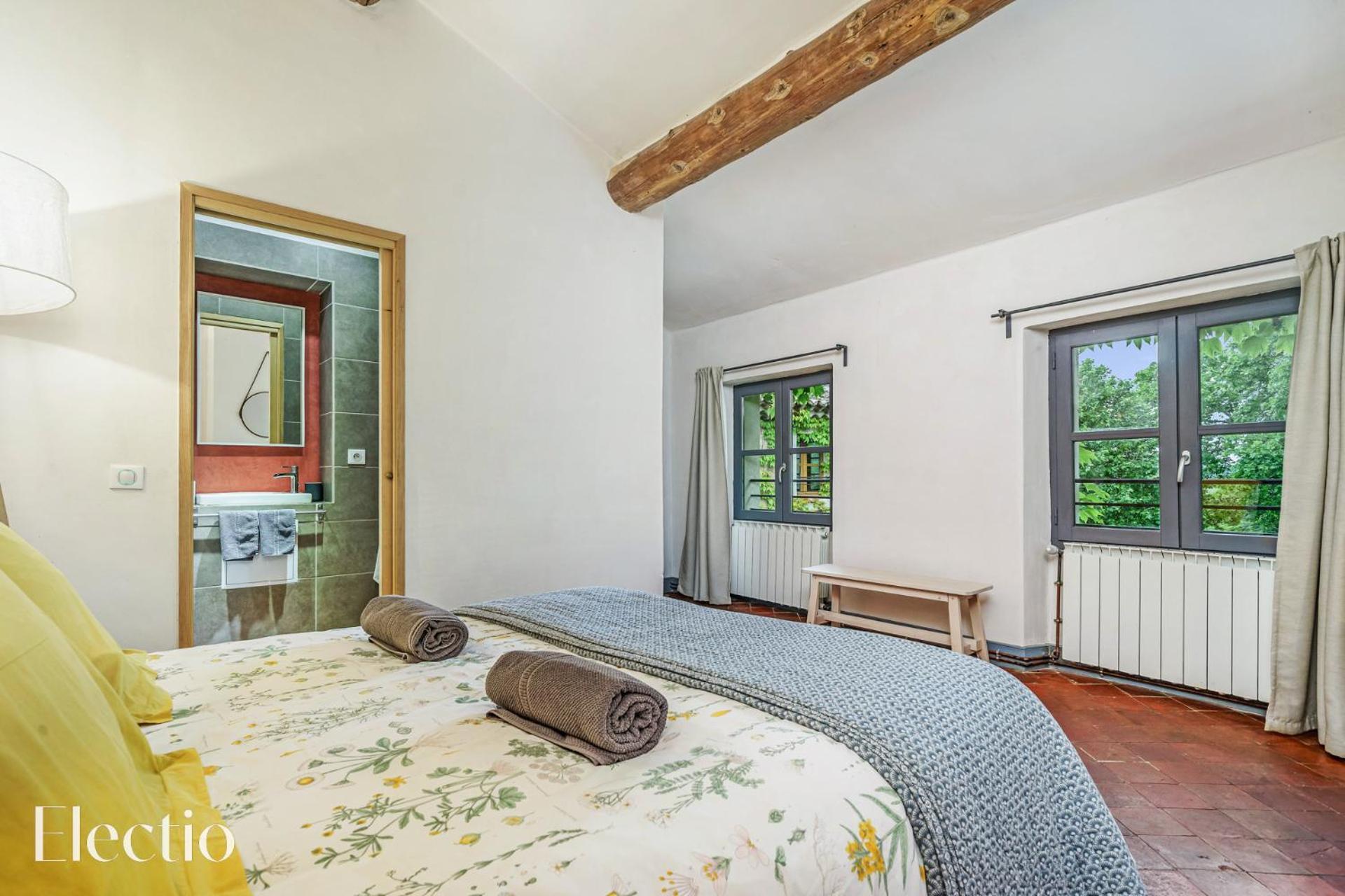 Parenthese En Luberon Hotel Rustrel Luaran gambar